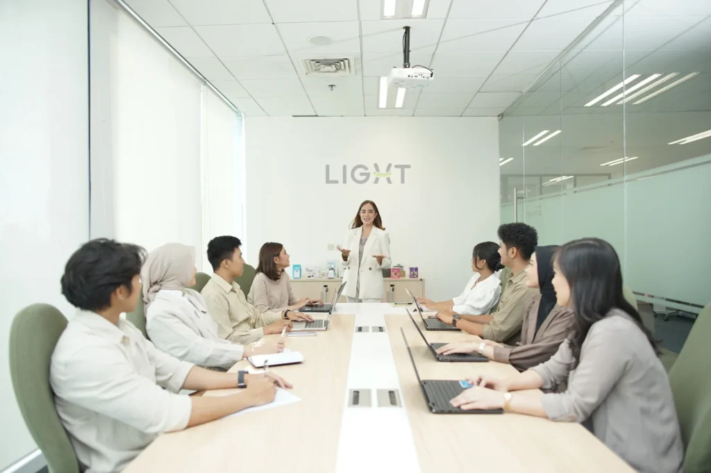 Tingkatkan produktivitas karyawan dengan LIGHTcoach Corporate Wellness Program