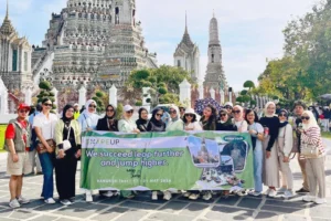 Annual Reward LIGHT Group 2024 Berangkatkan 15 Karyawan ke Thailand photo