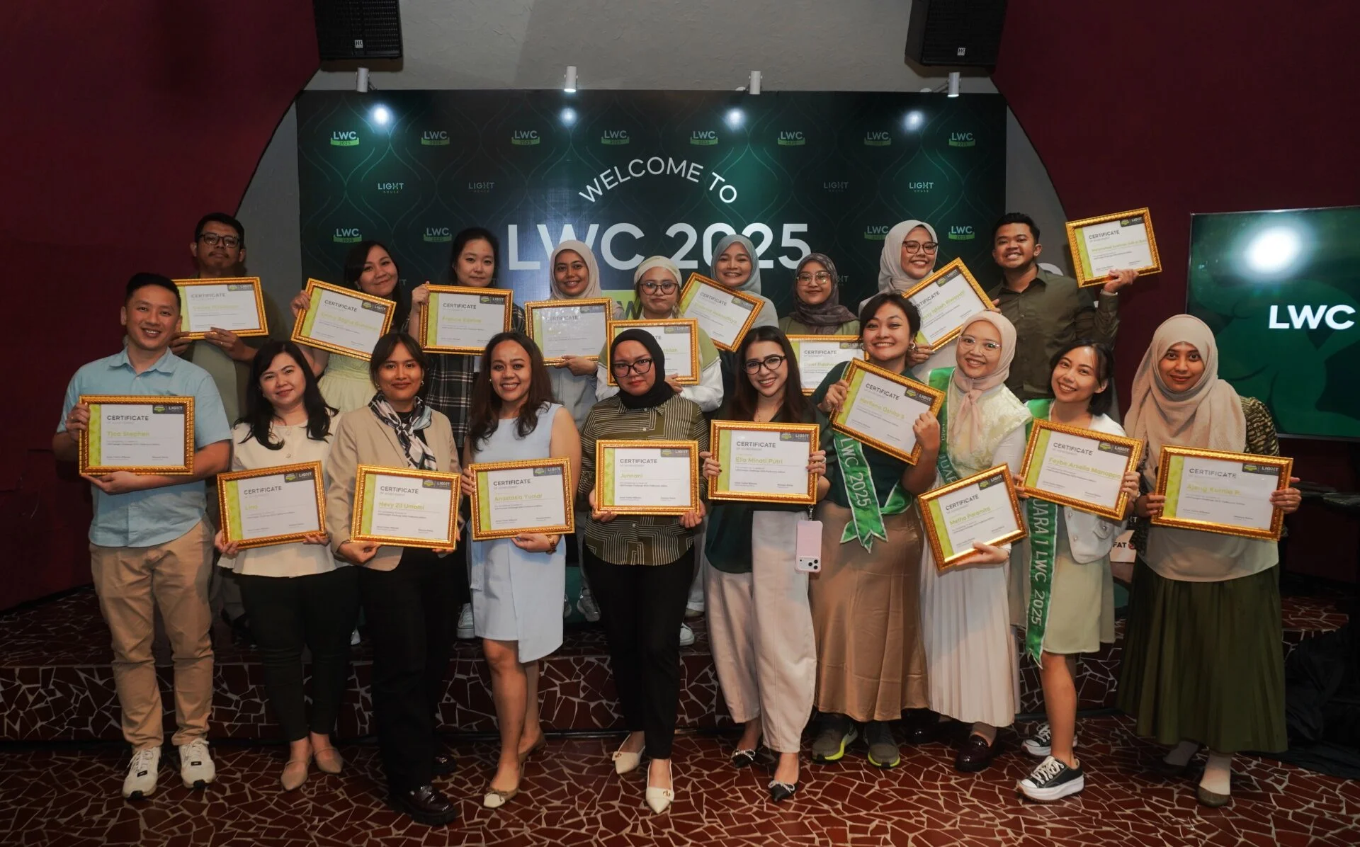 Happy Eid No Extra Weight: LIGHTweight Challenge Participants Dropped up to 19kg with LIGHThouse Clinic Photo